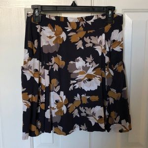 Old Navy floral skirt-size small
